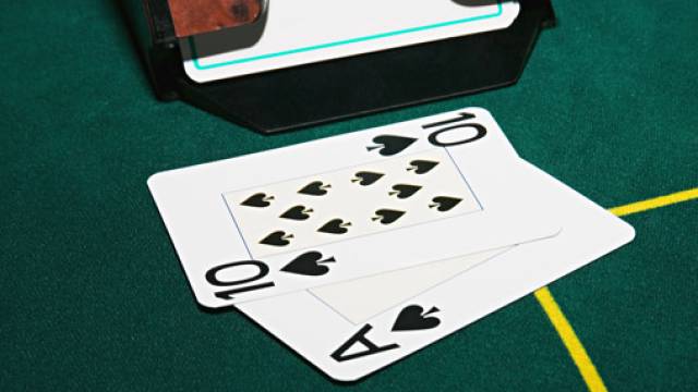 Asse und Achten beim Blackjack aufteilen