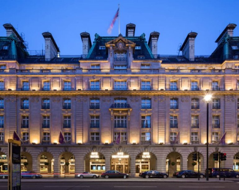 Bau des Ritz Casinos in London